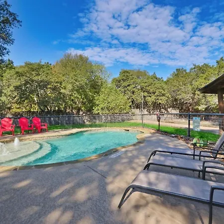 Wimberley Log Cabins Resort And Suites- Unit 1